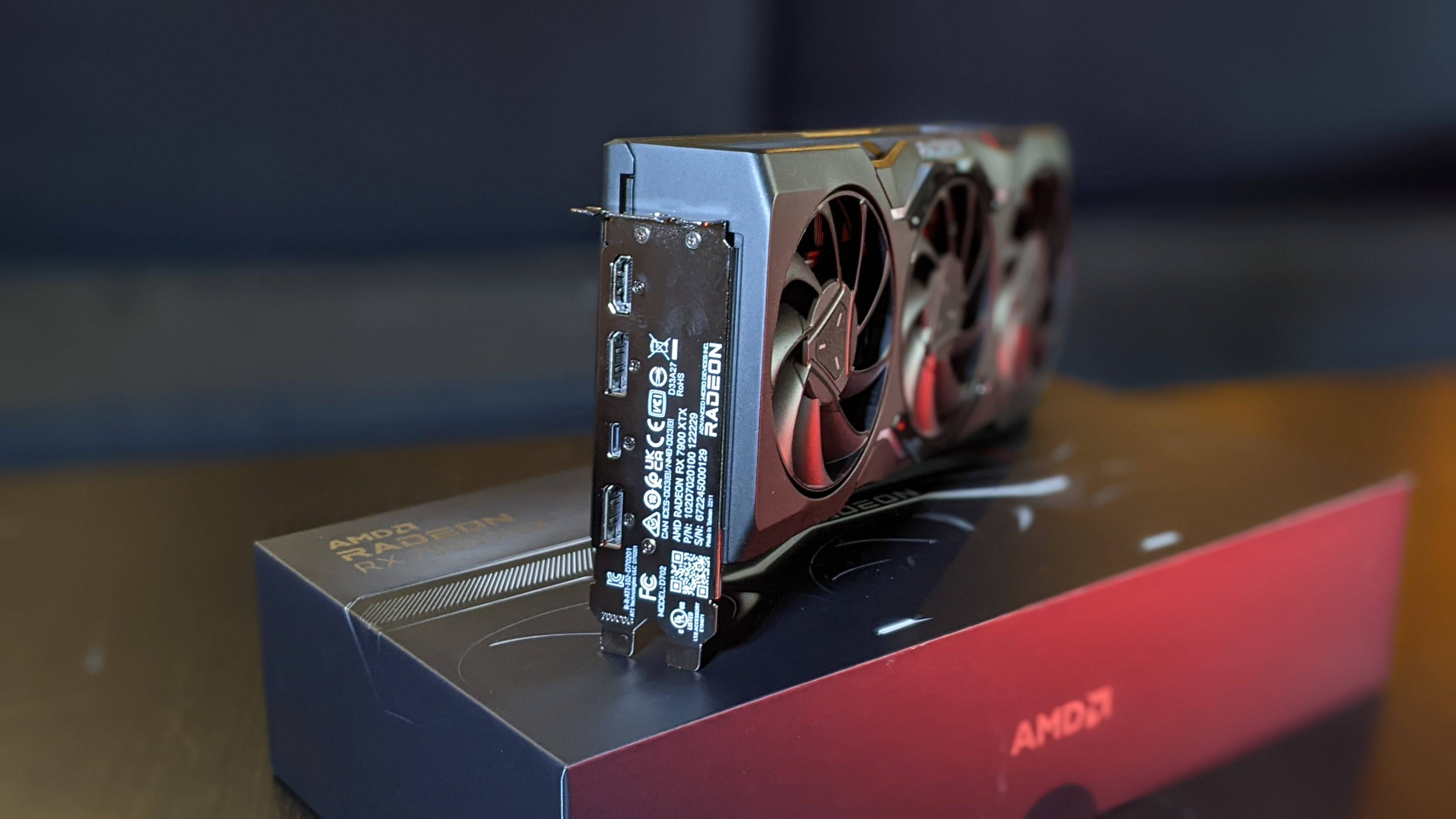 AMD RADEON RX 7900 XTX
